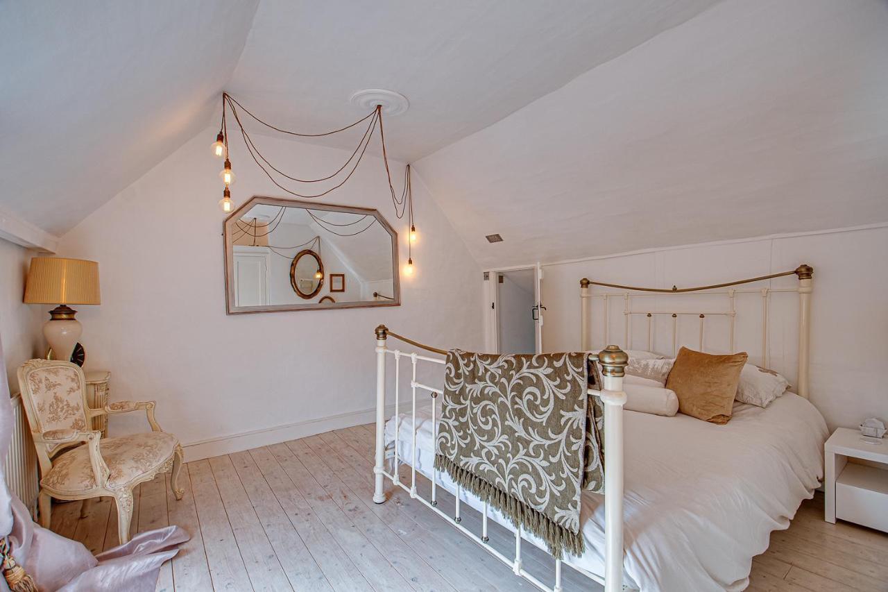 Bury St. Edmunds Sweet & Cosy 10 Bridewell Cottage With Parking Available Upon Request מראה חיצוני תמונה