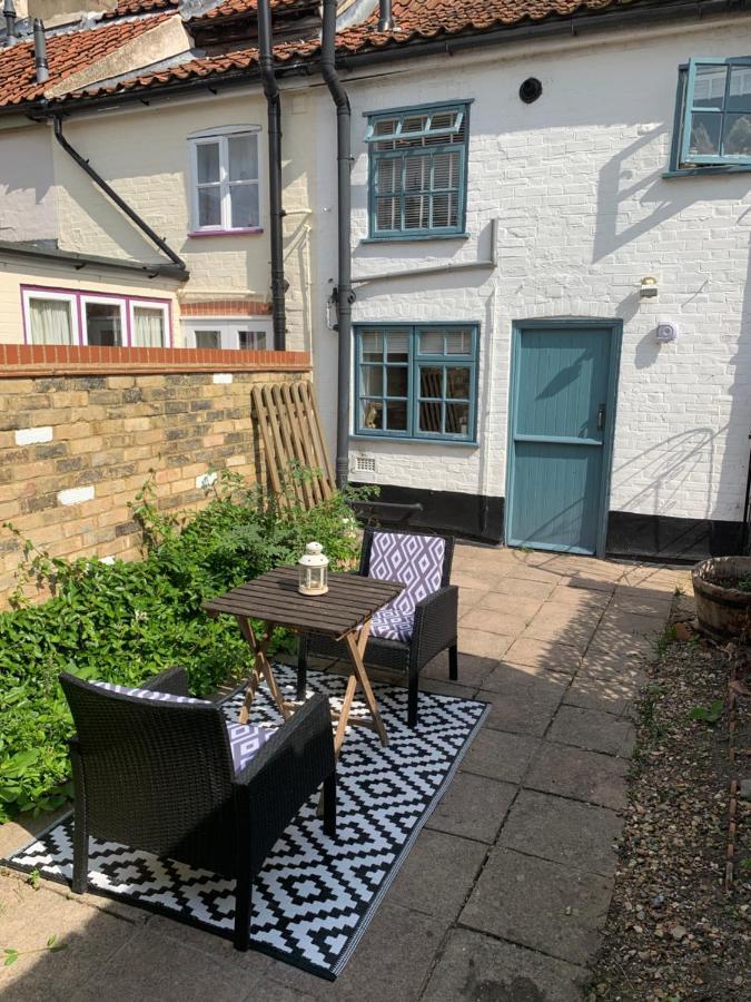 Bury St. Edmunds Sweet & Cosy 10 Bridewell Cottage With Parking Available Upon Request מראה חיצוני תמונה